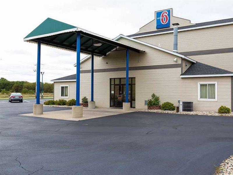 Motel 6-Baraboo, Wi - Lake Delton-Wisconsin Dells Εξωτερικό φωτογραφία