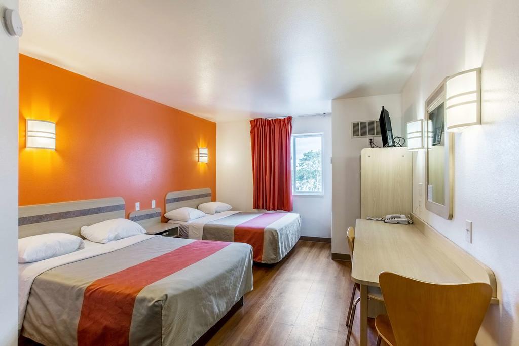 Motel 6-Baraboo, Wi - Lake Delton-Wisconsin Dells Εξωτερικό φωτογραφία