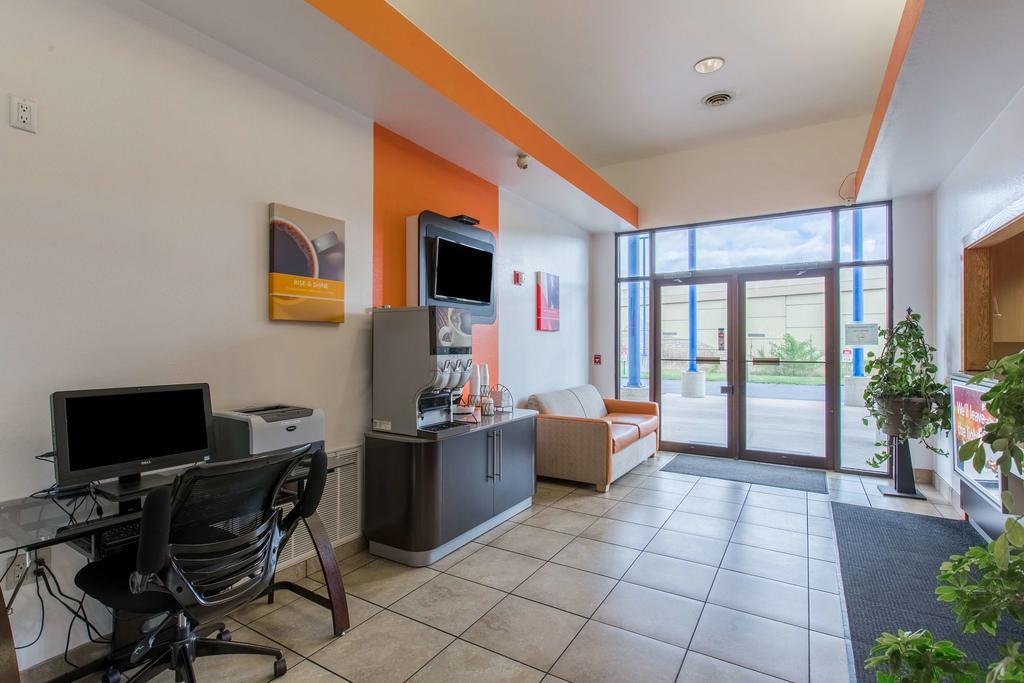 Motel 6-Baraboo, Wi - Lake Delton-Wisconsin Dells Εξωτερικό φωτογραφία