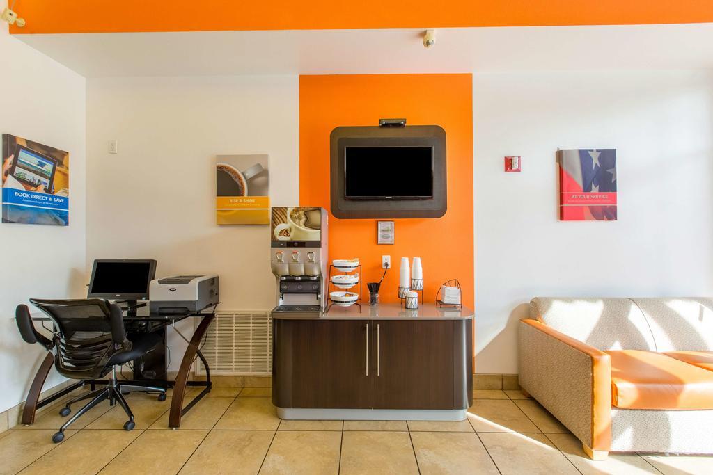 Motel 6-Baraboo, Wi - Lake Delton-Wisconsin Dells Εξωτερικό φωτογραφία