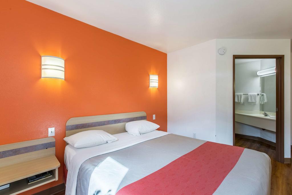 Motel 6-Baraboo, Wi - Lake Delton-Wisconsin Dells Εξωτερικό φωτογραφία