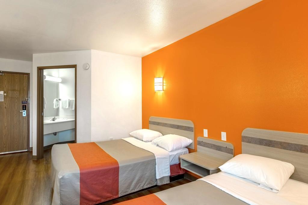 Motel 6-Baraboo, Wi - Lake Delton-Wisconsin Dells Εξωτερικό φωτογραφία