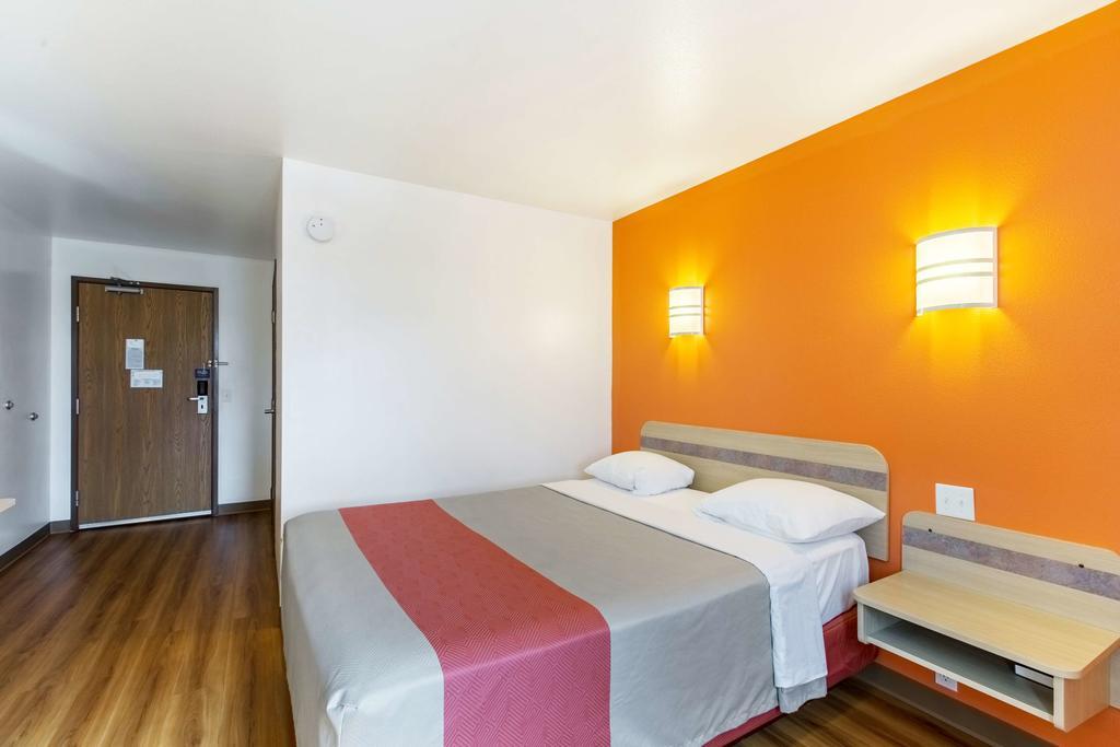 Motel 6-Baraboo, Wi - Lake Delton-Wisconsin Dells Εξωτερικό φωτογραφία