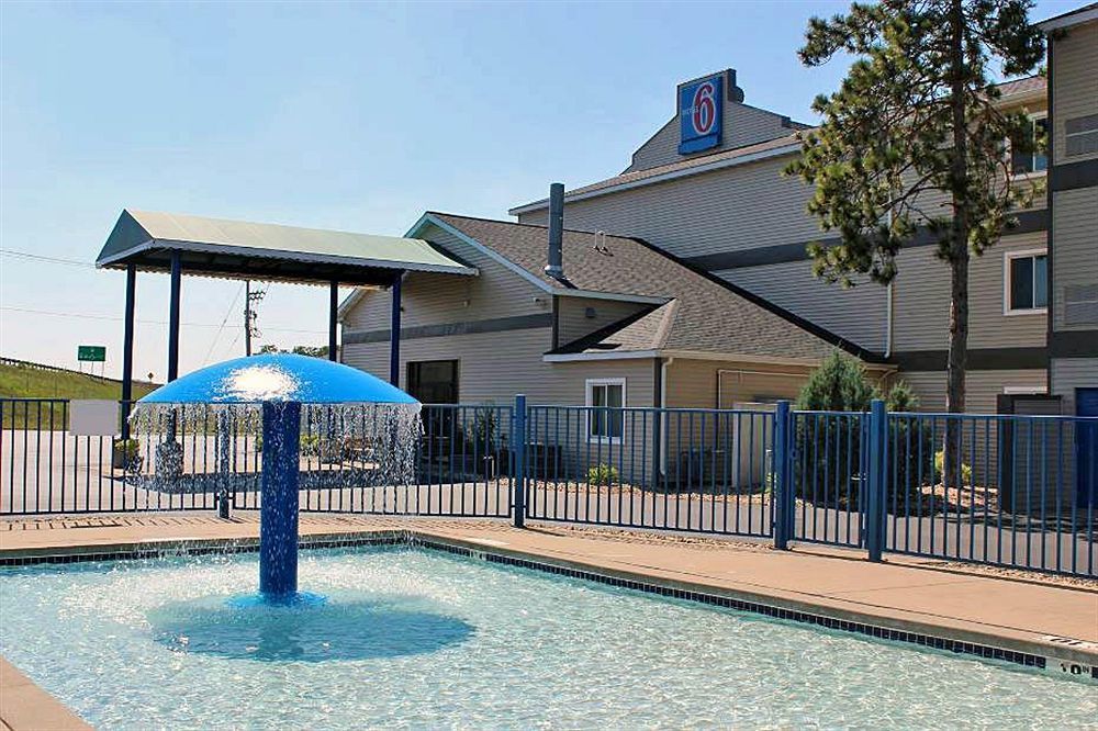 Motel 6-Baraboo, Wi - Lake Delton-Wisconsin Dells Εξωτερικό φωτογραφία